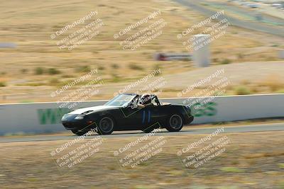 media/May-31-2025-CalClub SCCA (Sat) [[2c1a04e1ee]]/Qualifying/Group 1/Turn 4/